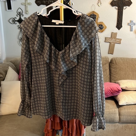 LOFT Tops - NWOT WOMENS LOFT BLOUSE SIZE LARGE